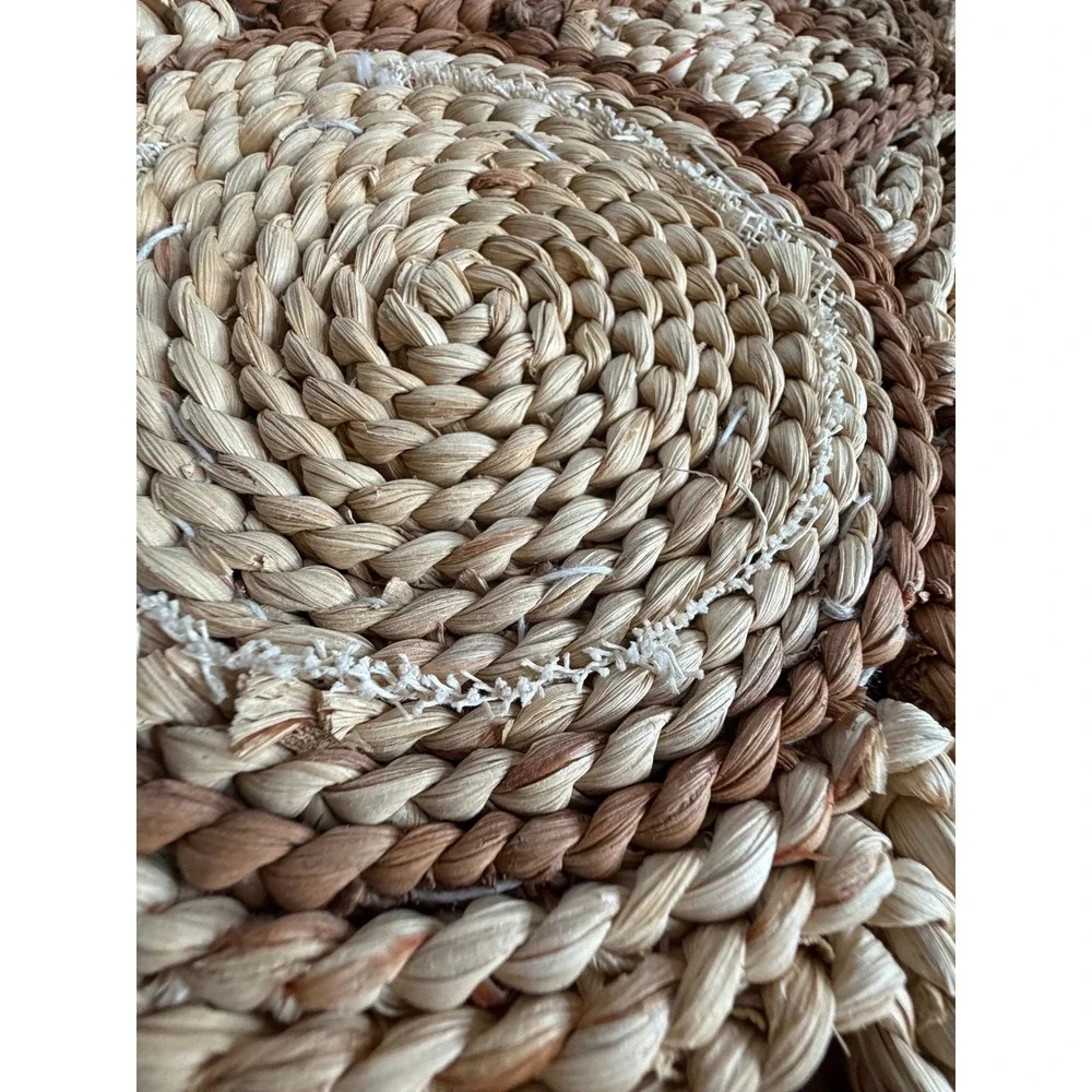VTG 1970s Cottagecore Raffia Straw Needlepoint Rose Floral Table Trivet mat